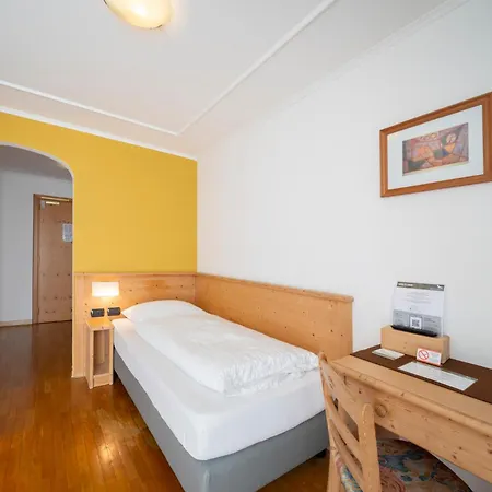 Hotel Erica 3*