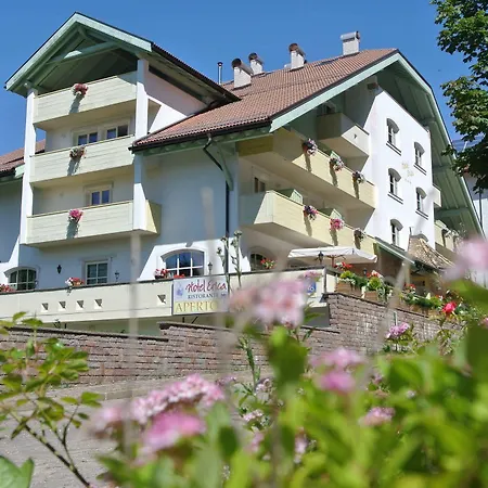 Erica Hotel 3*