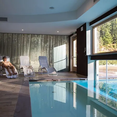Erica Hotel 3*